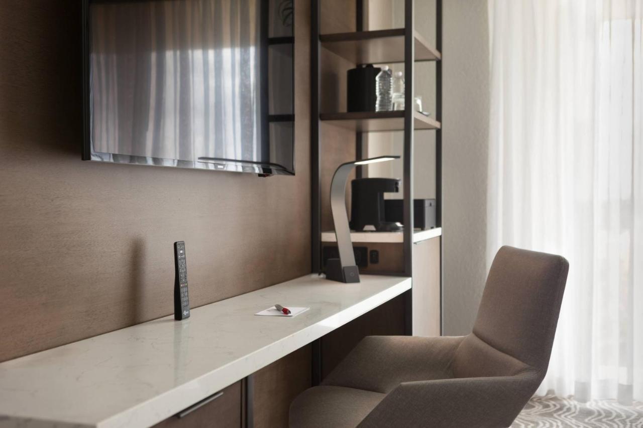 Marriott Savannah Riverfront Esterno foto