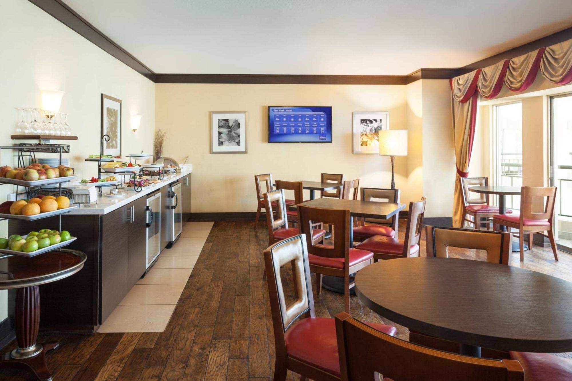 Marriott Savannah Riverfront Esterno foto